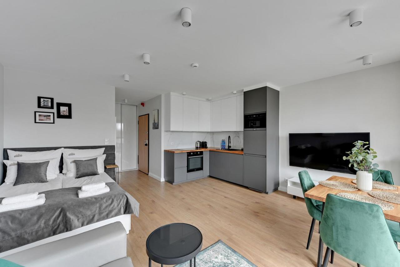 Aura 40 City Center By Downtown Apartments 그단스크 외부 사진