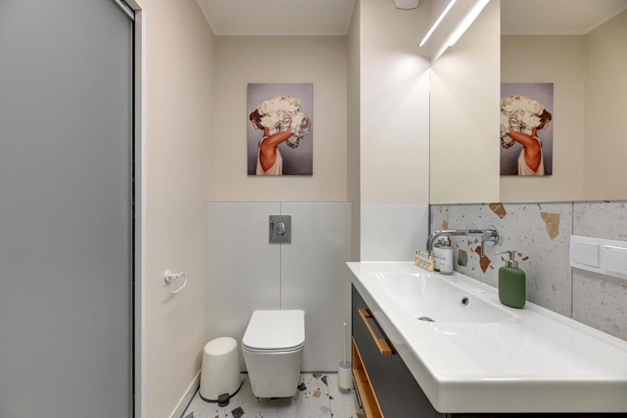Aura 40 City Center By Downtown Apartments 그단스크 외부 사진