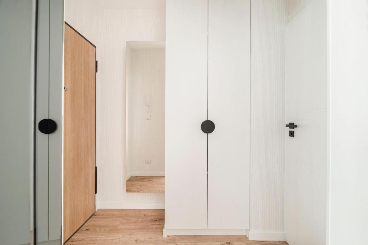 Aura 40 City Center By Downtown Apartments 그단스크 외부 사진